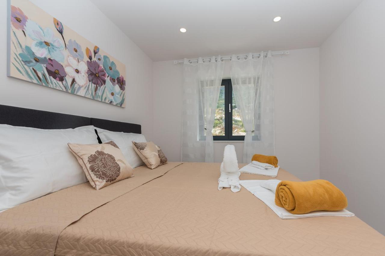 Luxury Lemon Sea & View Apartment